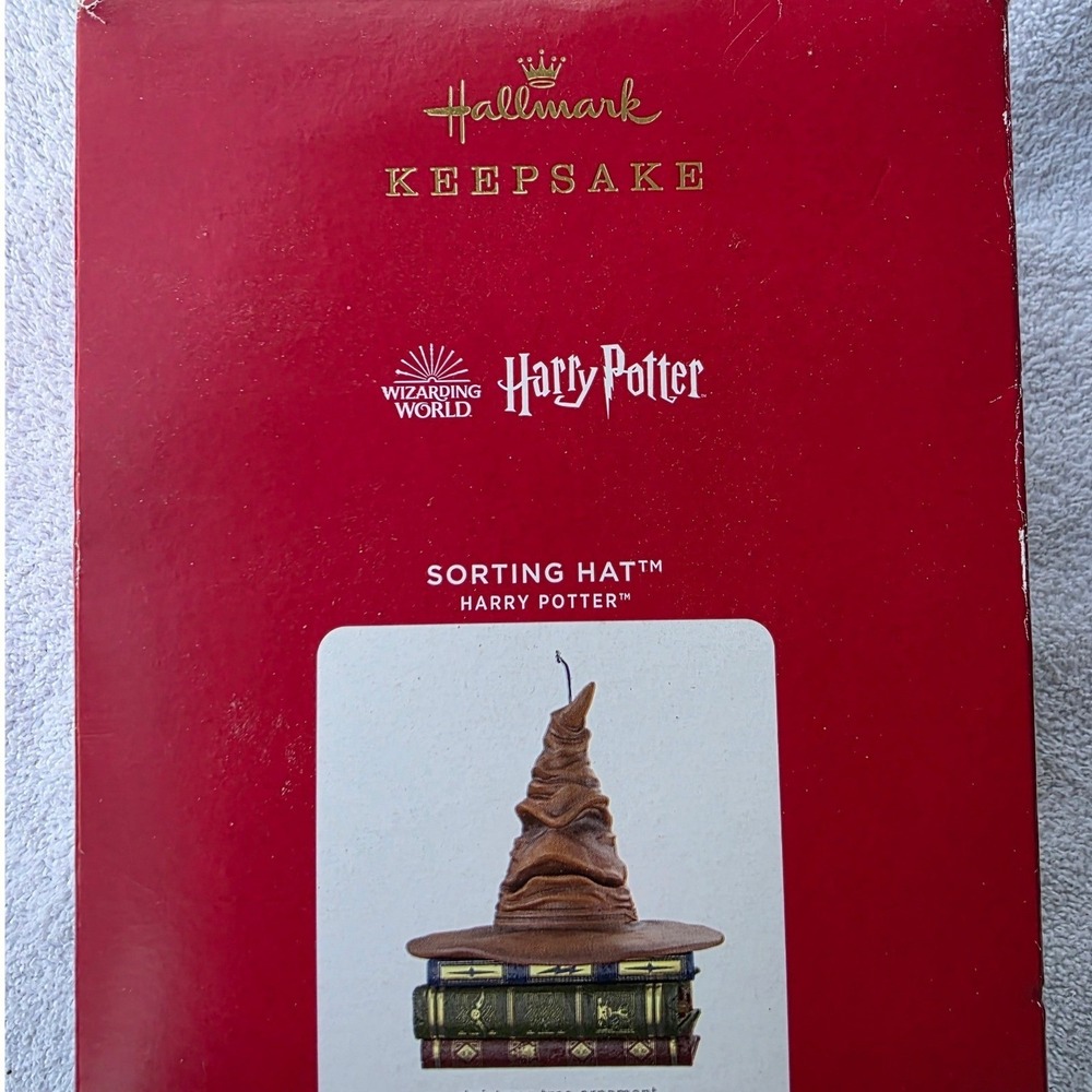 Hallmark 2021 Harry Potter Sorting Hat Magic Sound & Motion Keepsake Ornament P4 - Picture 3 of 16